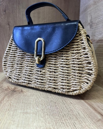 Cartera cuero azul de paja biodegradable